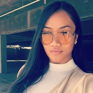 Meet your Posher, Nofo